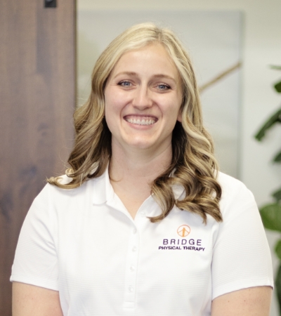 Nicole-Gray-2-PT-DPT-Bridge-Physical-Therapy-South-Ogden-UT